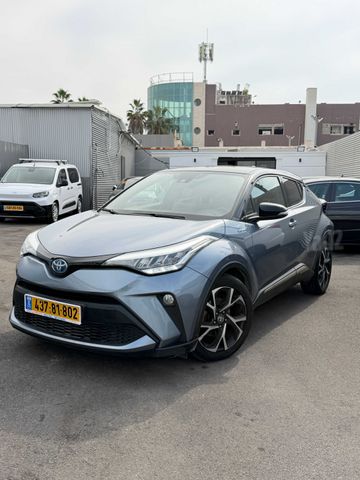 מודעת רכב טויוטה C-HR