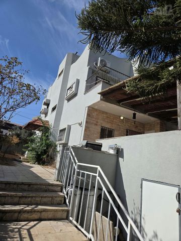 יצחק בן צבי 11