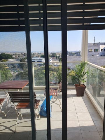 דרך משה דיין 10