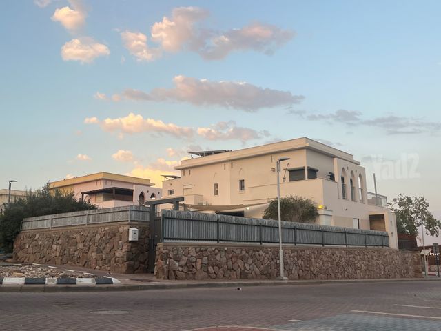 הפירות, שחמון, רובע 4
