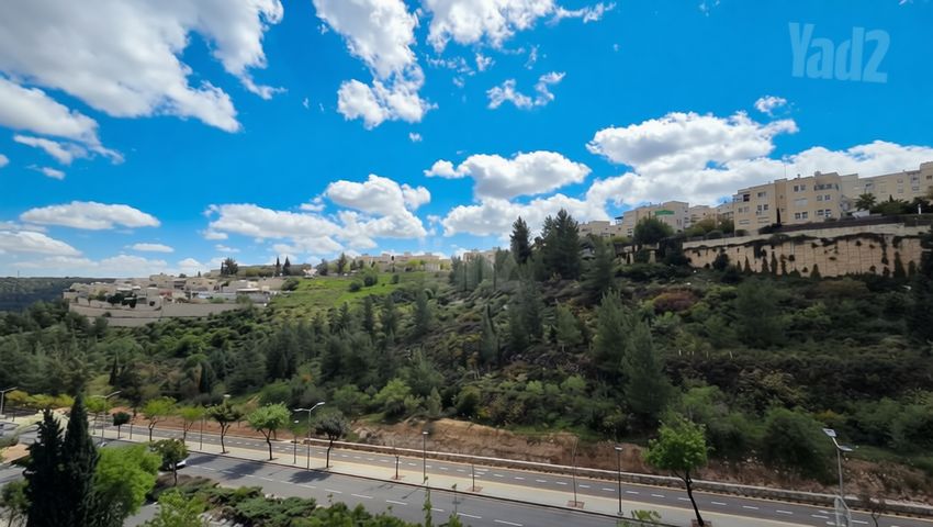 דירה למכירה בירושלים (תיווך) — 4