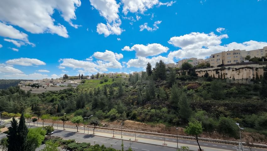 דירה למכירה בירושלים (תיווך) — 5