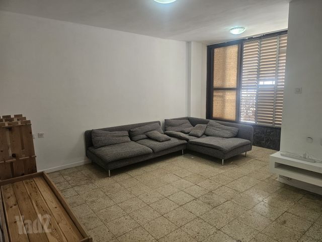 המרכז השקט / מרכז העיר