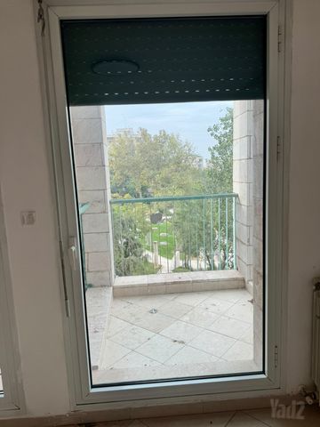 דירה להשכרה בירושלים (תיווך) — 4