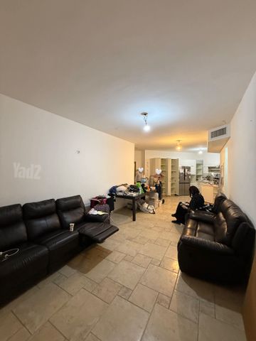 דירה להשכרה בירושלים (תיווך) — 3