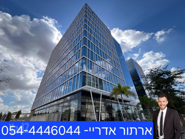 החרש 15