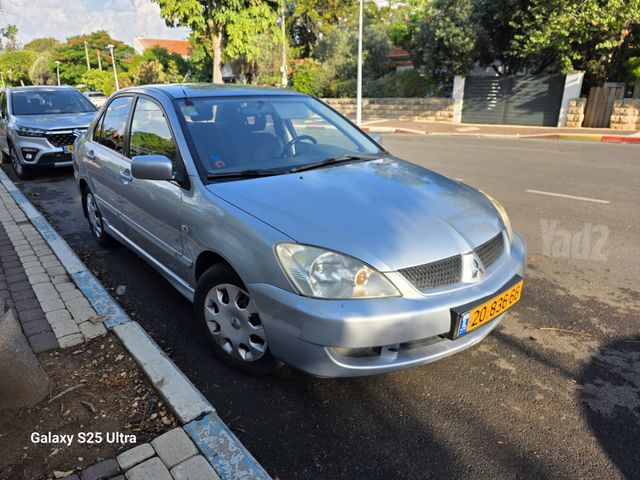מודעת רכב מיצובישי לנסר