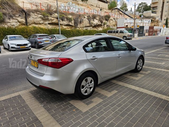 מודעת רכב קיה פורטה