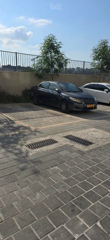 מודעת רכב טויוטה קורולה