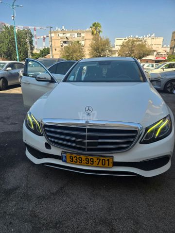 מודעת רכב מרצדס-בנץ E-class