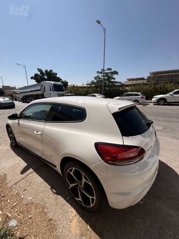 מודעת רכב פולקסווגן שירוקו