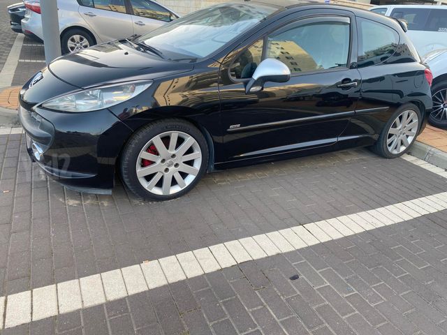 מודעת רכב פיג'ו 207