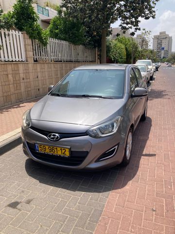 מודעת רכב יונדאי i20