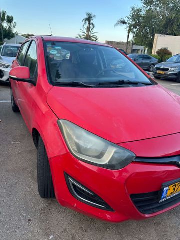 מודעת רכב יונדאי i20