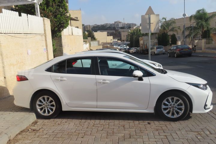 מודעת רכב טויוטה קורולה