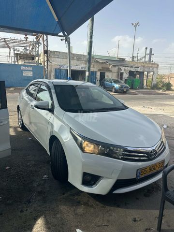 מודעת רכב טויוטה קורולה