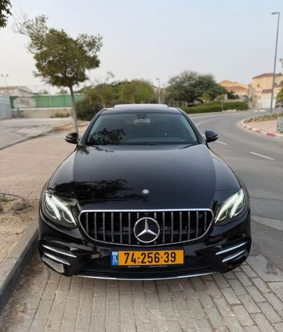 מודעת רכב מרצדס-בנץ E-class