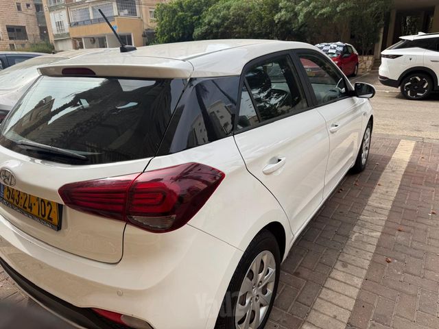 מודעת רכב יונדאי i20