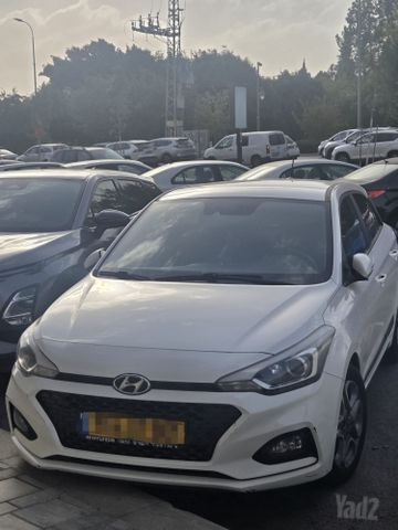מודעת רכב יונדאי i20