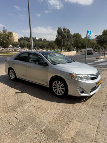 מודעת רכב טויוטה קאמרי