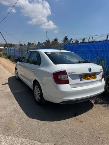 מודעת רכב סקודה ראפיד