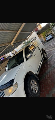 מודעת רכב מיצובישי טרייטון / L200