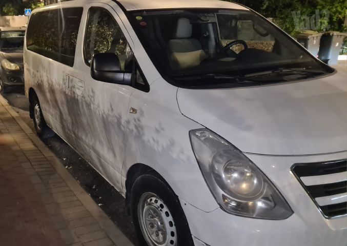 מודעת רכב יונדאי H-1 / i800