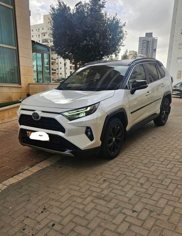 מודעת רכב טויוטה RAV4