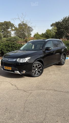 אאוטלנדר Limited אוט׳ דיזל 2.3 (150 כ״ס) [2013-2016]