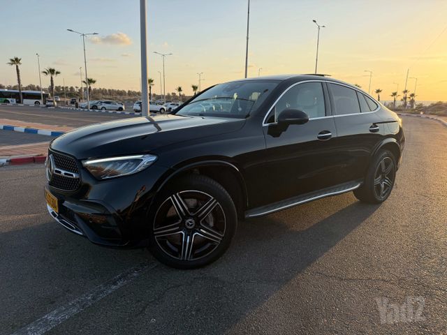 GLC Premium GLC 300e פלאג-אין אוט׳ 2.0 (204 כ״ס)