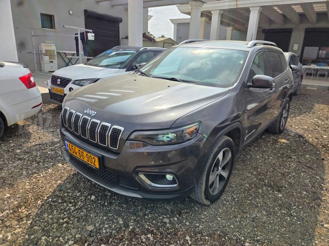 מודעת רכב ג'יפ צ'ירוקי