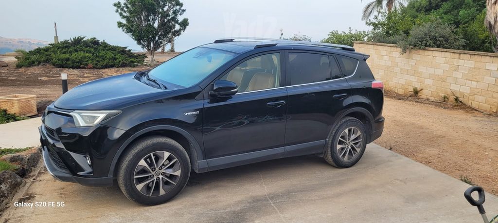 מודעת רכב טויוטה RAV4