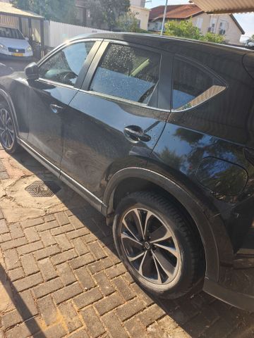 מודעת רכב מאזדה CX-5