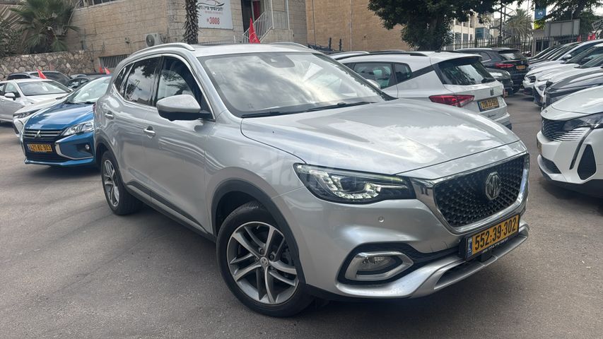 מודעת רכב אם ג'י EHS PHEV
