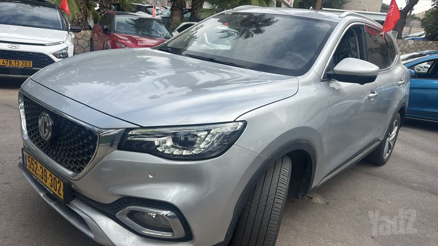 מודעת רכב אם ג'י EHS PHEV 1
