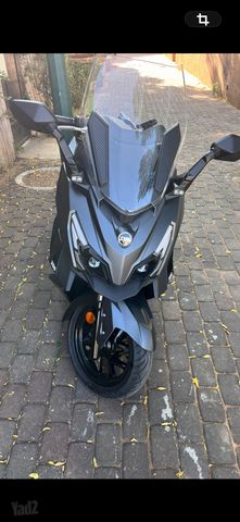 מודעת רכב סאן יאנג קרוזים 300