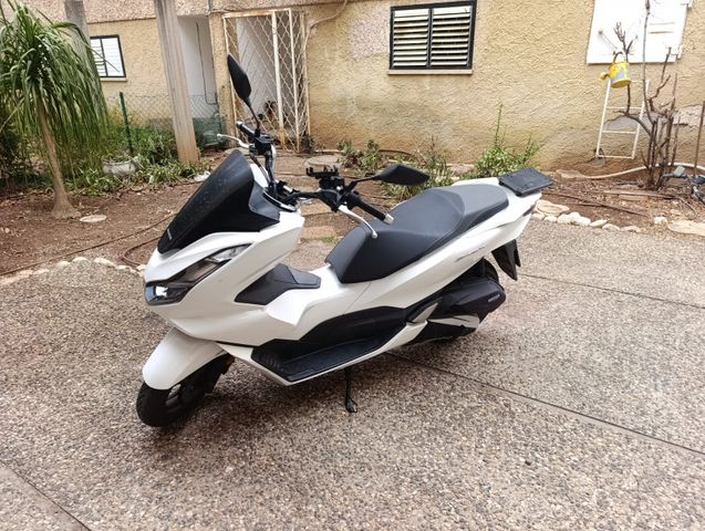 מודעת רכב הונדה PCX 125