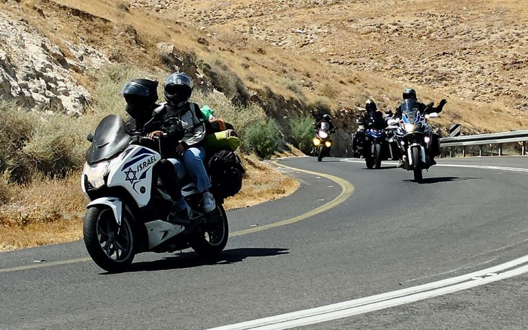 מודעת רכב הונדה אינטגרה 700