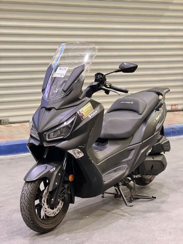 מודעת רכב סאן יאנג ג'וי-מקס Z-250