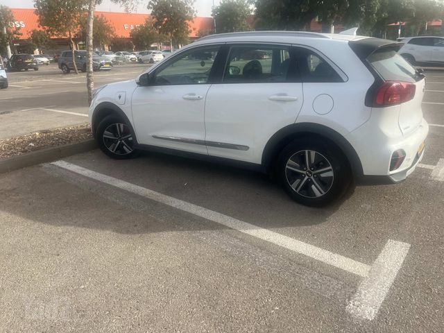 מודעת רכב קיה נירו