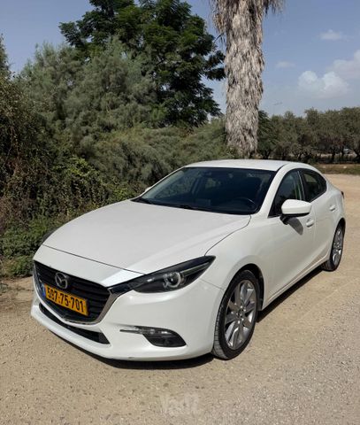 מודעת רכב מאזדה 3