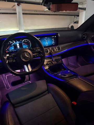 מודעת רכב מרצדס-בנץ E-class 2