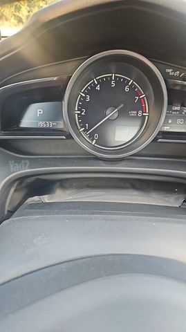 מודעת רכב מאזדה 3