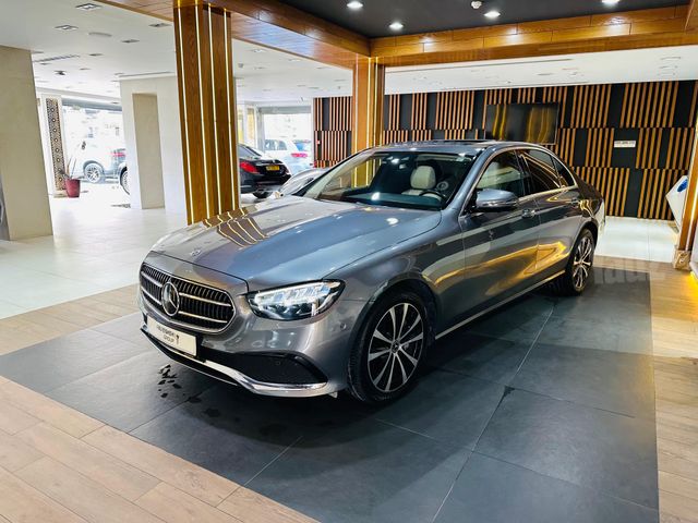 מודעת רכב מרצדס-בנץ E-class