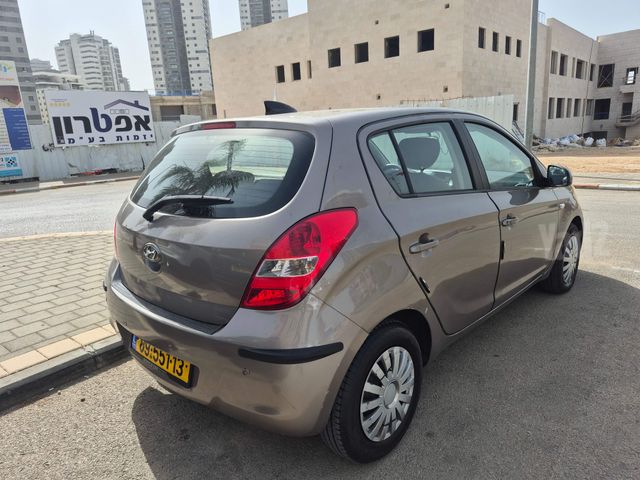 מודעת רכב יונדאי i20 1