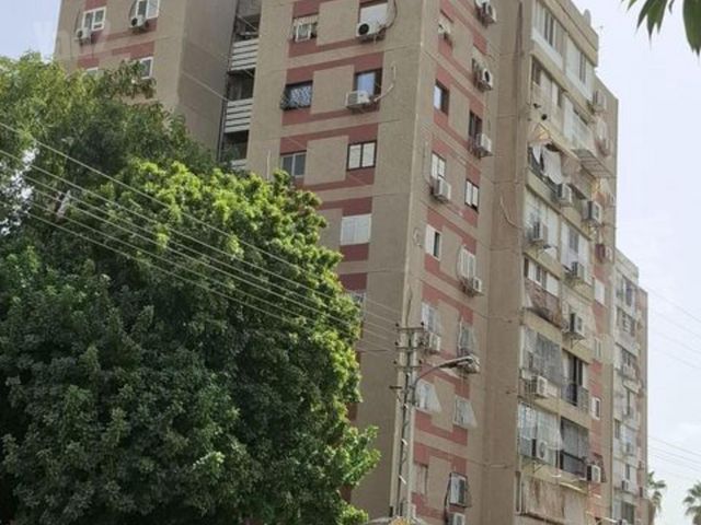 אליהו נחייסי 1