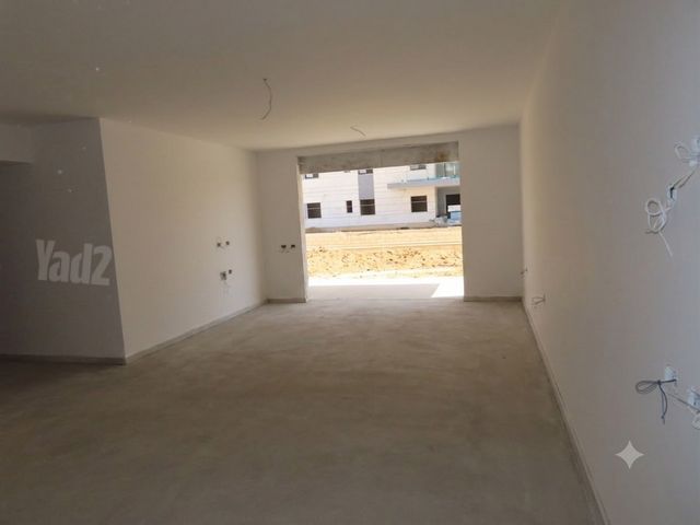 אפיקי הנחל / אופקים החדשה