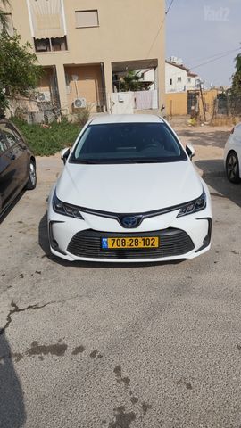 מודעת רכב טויוטה קורולה