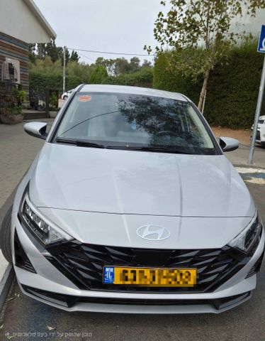 מודעת רכב יונדאי i20