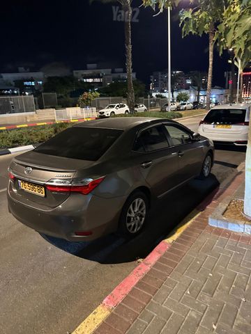 מודעת רכב טויוטה קורולה